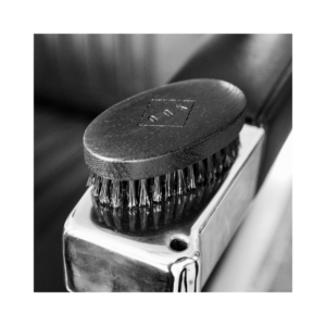 schwarze Bartbürste in Barbershop
